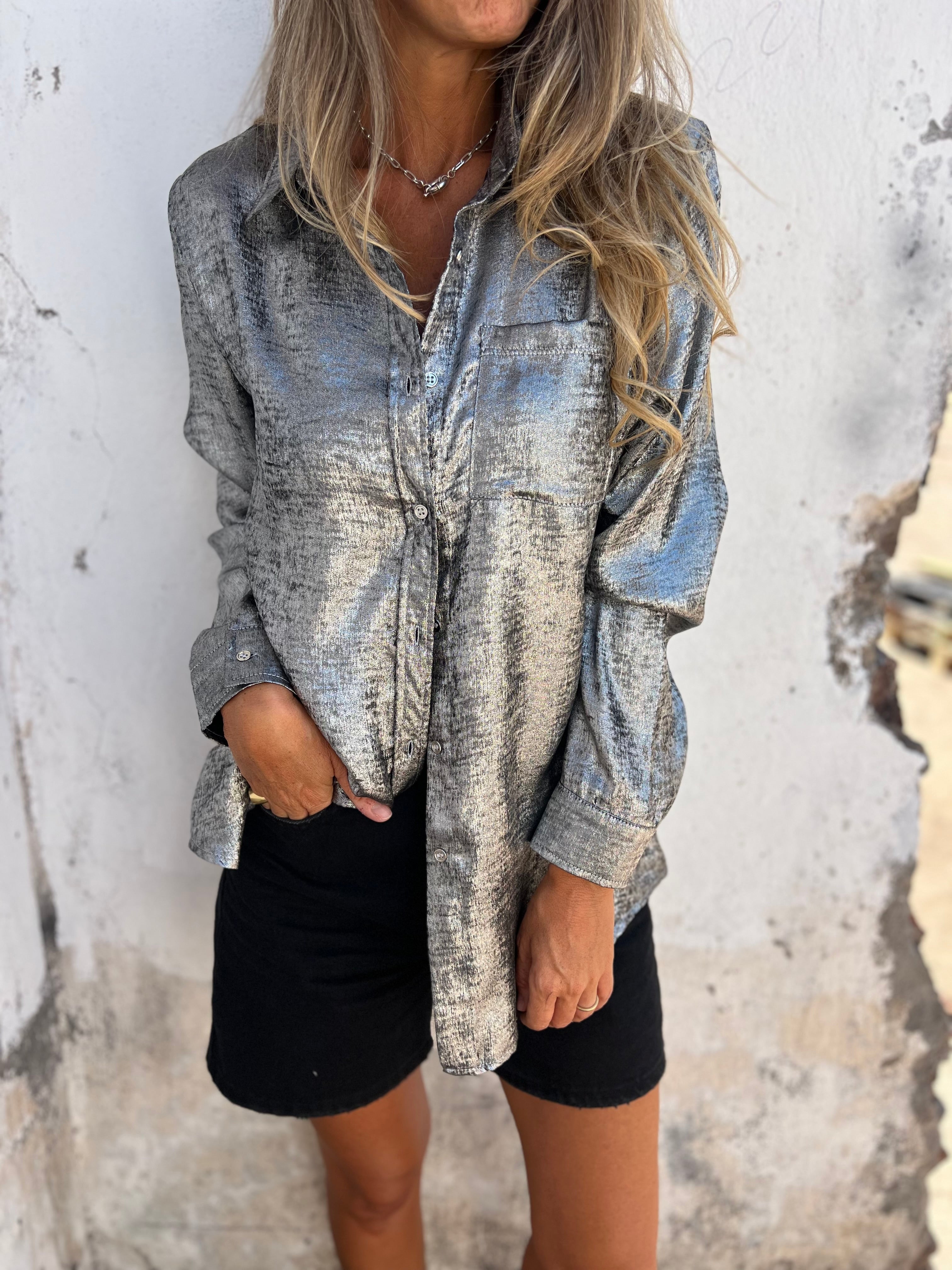 Blusa metalizada fiesta gris acero